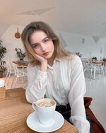 3ddeba750c1c4e16efcbbee1d9bfe7cc.jpg