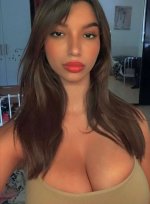 Yasmine Nigiotti5.jpg